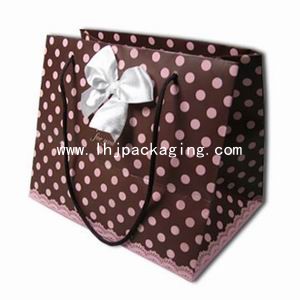 shopping paper bag with handle